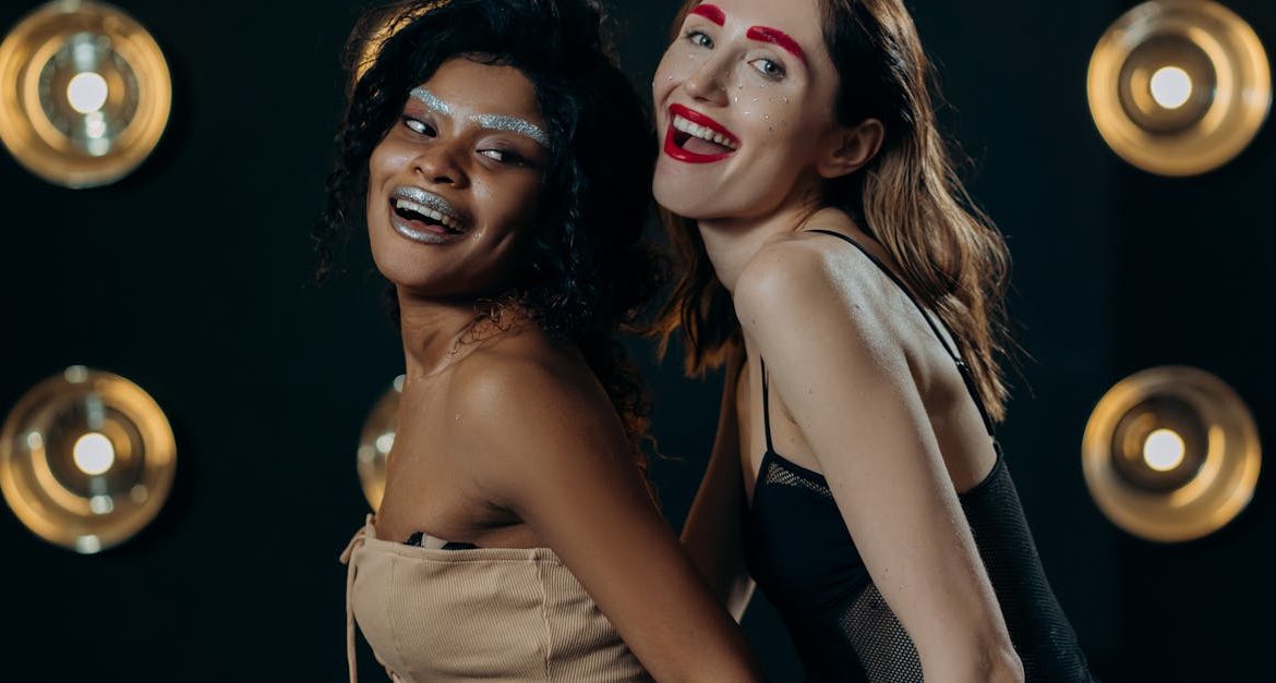 découvrez les dernières tendances en lingerie ! explorez des styles variés, des matières élégantes et des designs innovants qui allient confort et séduction. restez à la pointe de la mode avec notre sélection exclusive.