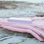 Comment choisir la meilleure serviette de plage pour l’été