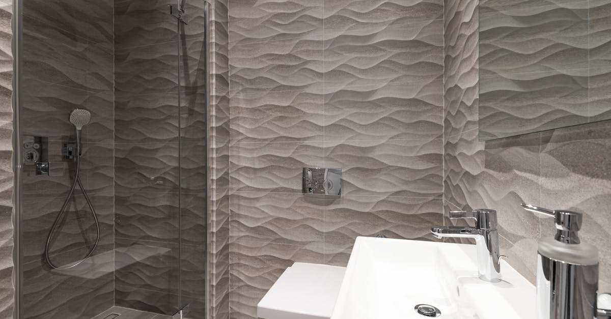 découvrez notre sélection d'accessoires de douche pour améliorer votre expérience quotidienne. des porte-savons aux rideaux de douche, trouvez tout ce qu'il vous faut pour une salle de bain fonctionnelle et élégante.