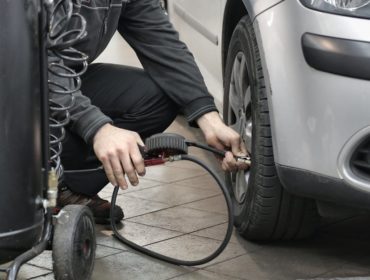 découvrez l'importance de l'entretien des véhicules pour garantir leur sécurité, leur performance et leur longévité. conseils pratiques, astuces et guide complet pour un véhicule en parfait état.